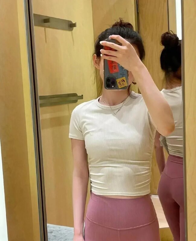 Lulu Alllt prende l'estate delle donne ad alta elasticità a coste traspirante ad asciugatura rapida stretto manica corta Top Yoga Fitness sport t-shirt