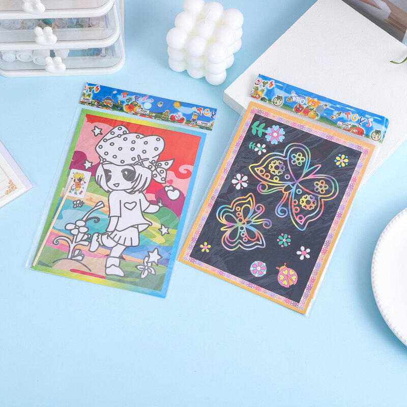 Tavolo da disegno Magic Scratch Art bambino pittura carte Creative adesivi apprendimento educazione giocattolo libri da colorare per bambini