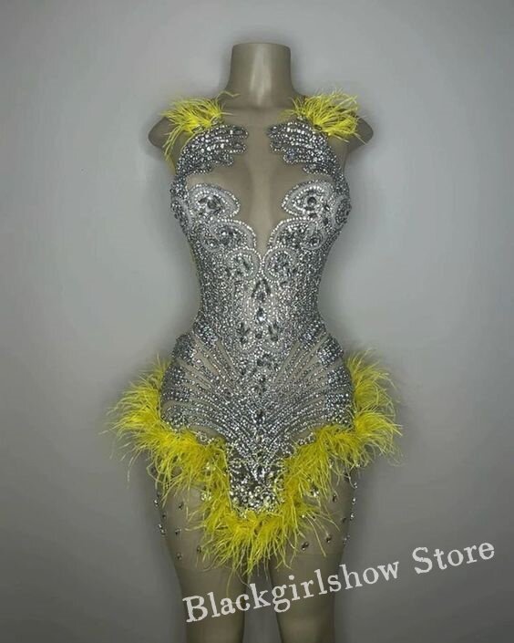 Sparkling Diamante Feather Homecoming Prom Dress 2024 For Women Luxurious Crystal Beaded Mini Short Graduation Dresses