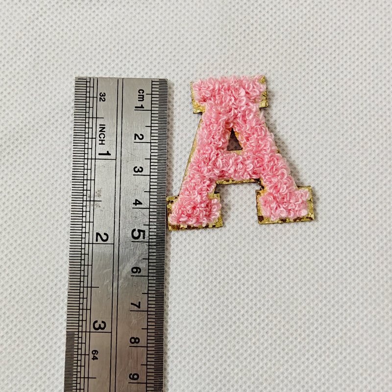 Mini lettera Patch 4.5cm asciugamano adesivo ricamato toppe inglesi per abbigliamento borse accessori alfabeto nome bastone sulle toppe