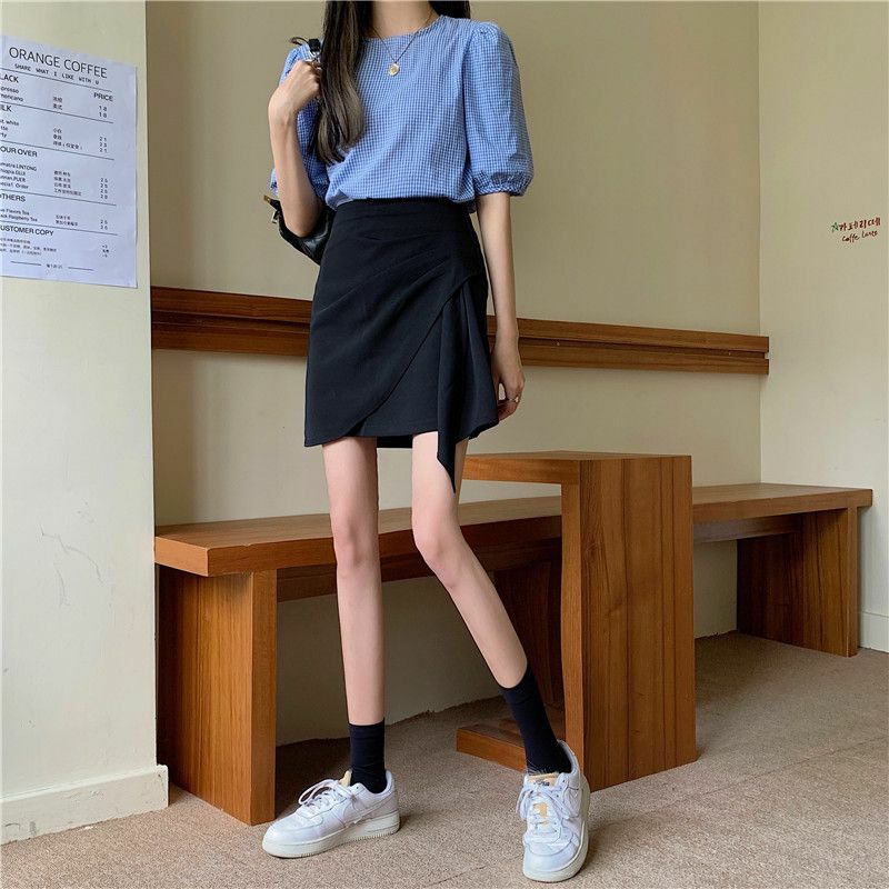 Letnia nowa koreańska moda krótkie spódniczki kobiety solidny Patchwork suwak o linii nieregularne fałdy z wysokim stanem Slim Wrap spódnica biodrówka 2024