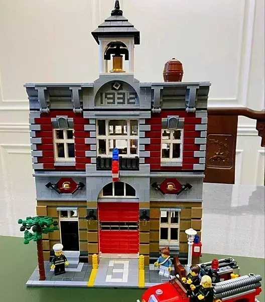 Creatoring Expert Pet Book Shop, Town Hall, Downtown Diner Model Moc Modular Building Blocks, Brick Bank Cafe Corner Toys parisine