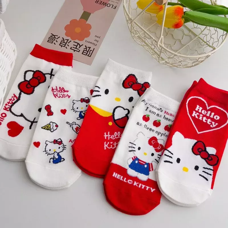 1Pair New Cartoon Socks Cat Female Adult Short Sock Cute Short Socks Girl Boat Socks Cotton Sock Red White HelloKitty Print