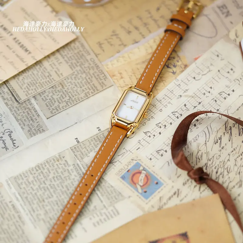 2024 New Women's Watch Quartz Wristwatch  Vintage Genuine Leather Strap Simple brown gift steel clock