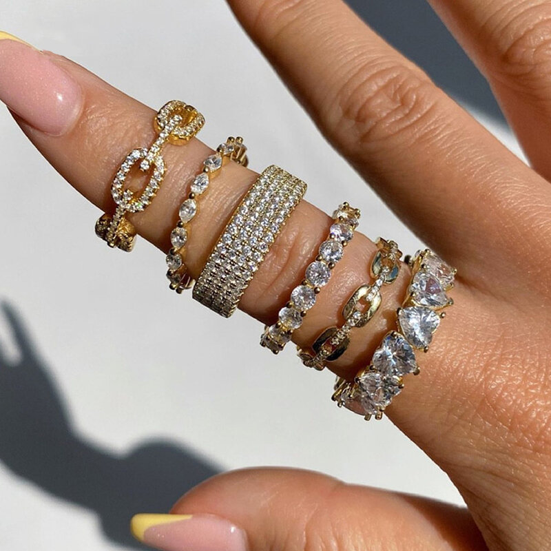 UILZ Luxury Women Stainless Steel Gilding Crystal Ring AAA Grade Zircon Engagement Wedding Ring Finger Accessory Jewelry Gift