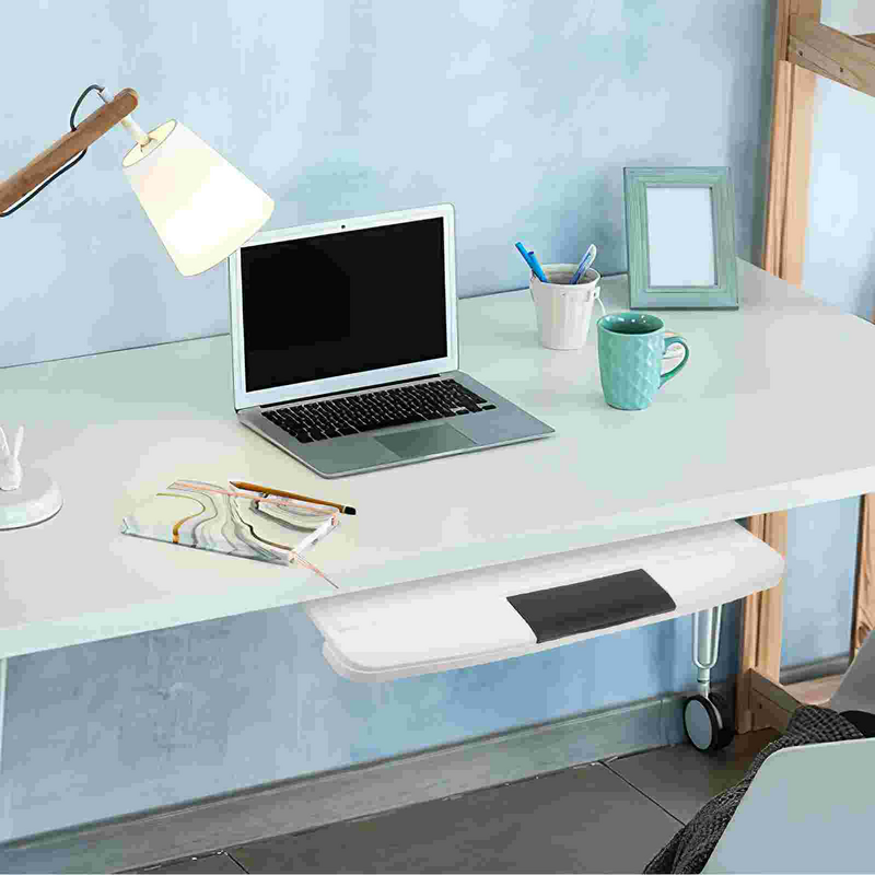 Pod biurkiem z podstawką na klawiaturę ergonomiczna wysuwana platforma do mysz i klawiatura komputerowego w kolorze czarnym