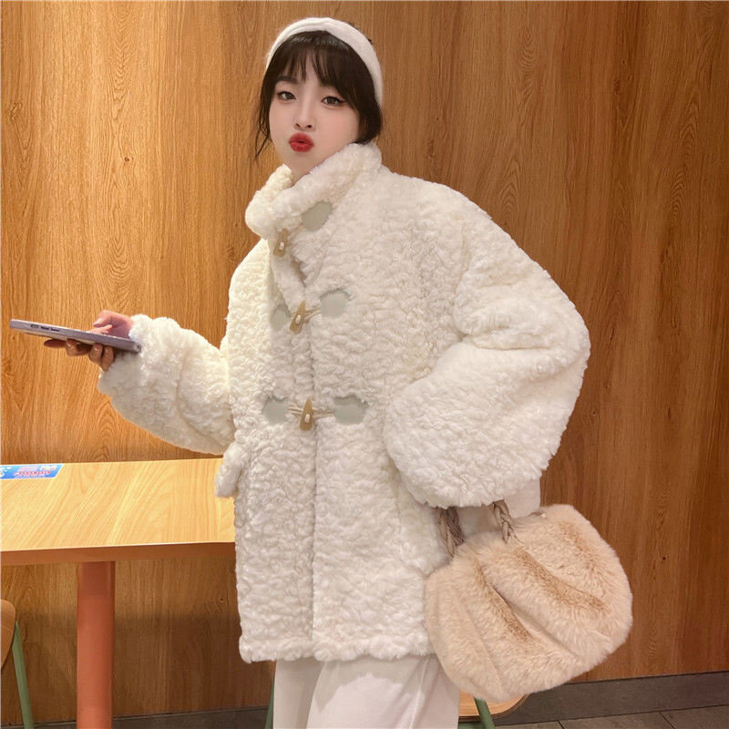 Abrigo de pelo de conejo de imitación para mujer, abrigo corto suelto de piel gruesa, versión coreana, novedad de invierno, 2023