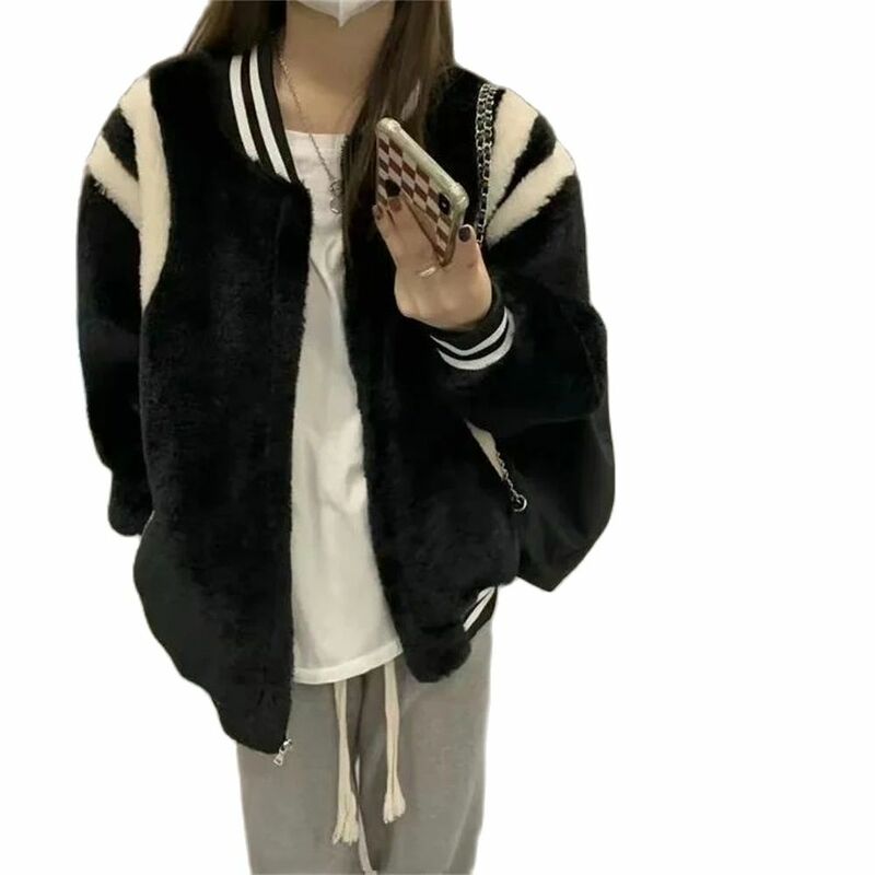 Loose Long Sleeve Lapel Collar Thicken Coats 2024 Winter Fashion Female Warm Street Outwears Women Fake Fur Zipper Jacket Coat