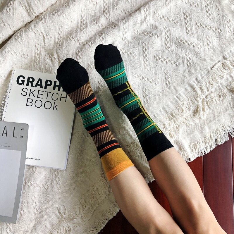 Homem e mulher casal meias confortáveis meias de algodão meias de pato mandarim moda criativa ilustração meias