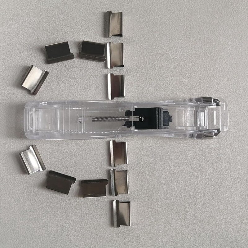 Draagbare Paperclip Dispenser, Draagbare Snelle Papierclipper Met 50 Herbruikbare Zilveren Metalen Clips Voor Duurzaam Desktopdocument