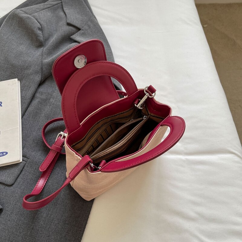 Linke Seite Mini Pu Leder Umhängetaschen mit kurzem Griff für Frauen 2024 koreanische Mode weibliche Umhängetasche Handtaschen und Geldbörsen
