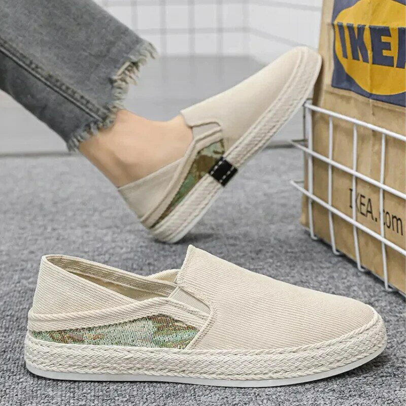 Men's Handmade Sneakers Round Toe Casual Shallow Mouth Loafers Comfortable Lightweight Non-slip Canvas Shoes Zapatillas Hombre