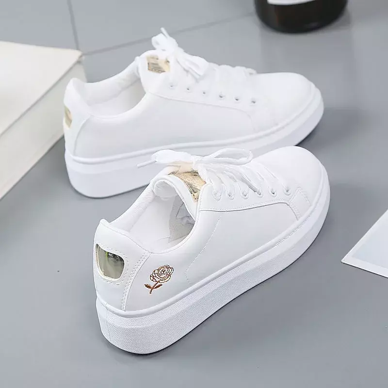Scarpe da donna 2024 Sneakers Casual stringate Running primavera autunno moda bianco traspirante fiore ricamato Zapatos De Mujer