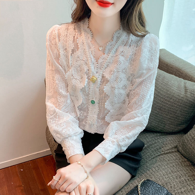 Elegant Hollow Long Sleeve White Blouse 2022 Autumn V-neck French Vintage Lace Stitching Shirt Female Tops Buttons Blusas 23024