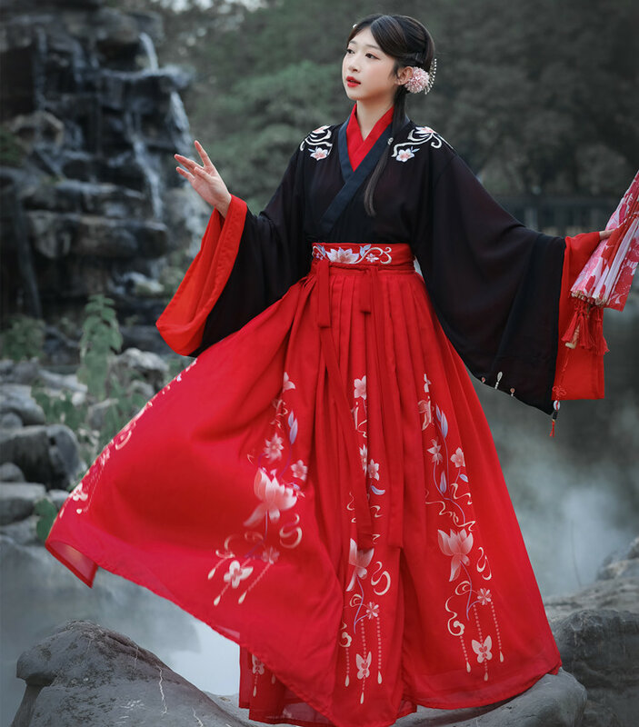 Chinese Ancient Traditional Dress Woman Elegant Hanfu Dress Fairy Embroidery Dance Costumes Tang Suit Girl Princess Clothing