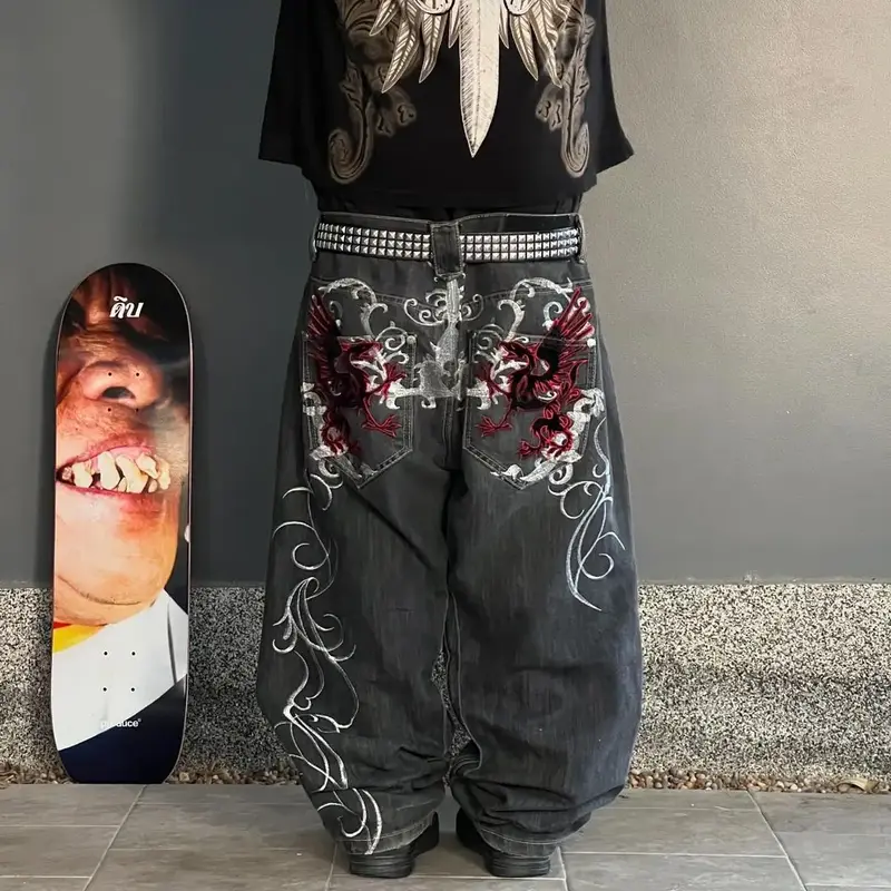 กางเกงยีนส์ทรงขากว้างแนวสตรีทของ Y2K กางเกงขากว้างแนวฮิปฮอปแนววินเทจกางเกงยีนส์แนวสตรีทแบบปักฮาราจูกุชาย