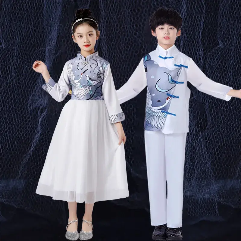 Girls in white dress primary and secondary school students poetry recitation chorus costumes Chinese style