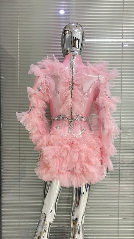 Vestido corto de manga larga ajustado para mujer, minivestido Sexy transparente con perlas de Color rosa, traje de actuación para fiesta en club nocturno