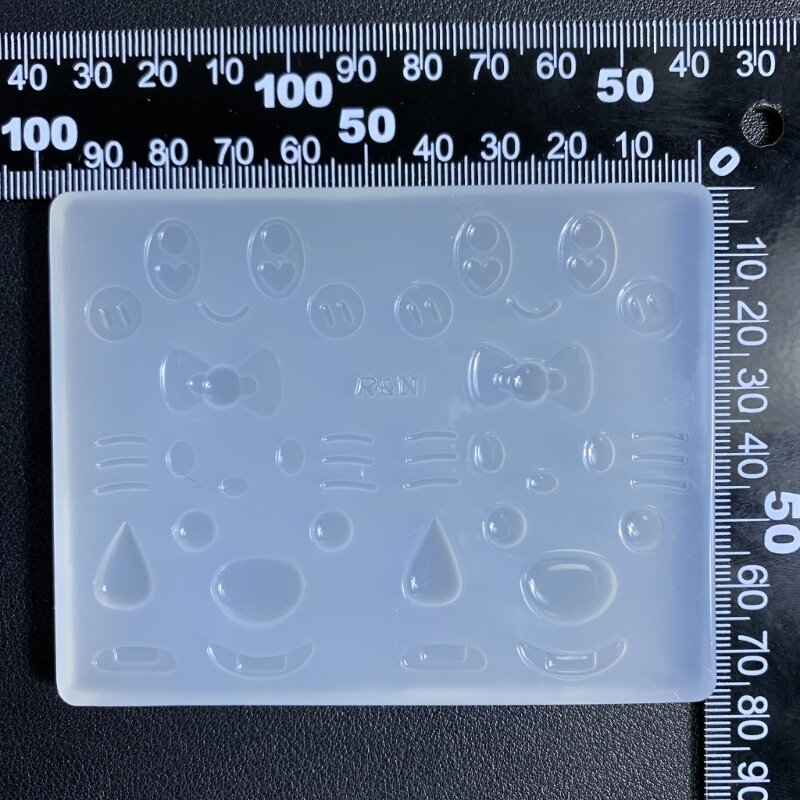 Q0KE Diy Epoxy Expression Mold Drop Glue Silicone Keychain Decor Mold