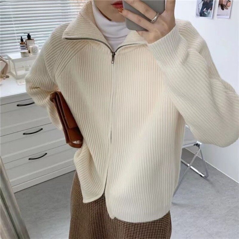 Kardigan Wanita Mode dasar Korea sweater ritsleting semua cocok Solid pakaian luar kerah lipat rajutan musim semi Chic longgar