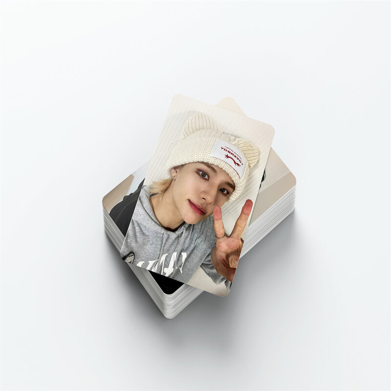 Kpop idoli Hyunjin carta fotografica personale in scatola 55 pz/set carte LOMO in stile coreano regalo di raccolta di fan di foto HD di alta qualità