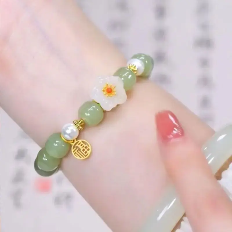 Natural Hotan Jade Small Peach Blossom Bracelet for Women's 2024 New Fashionable Niche Design Luxury HandString Gift Jewelry