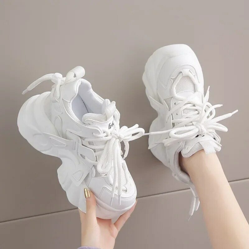 Sepatu kets kulit wanita, 7CM sepatu Platform tinggi bertali musim gugur sol tebal sepatu olahraga ayah wanita Sneakers