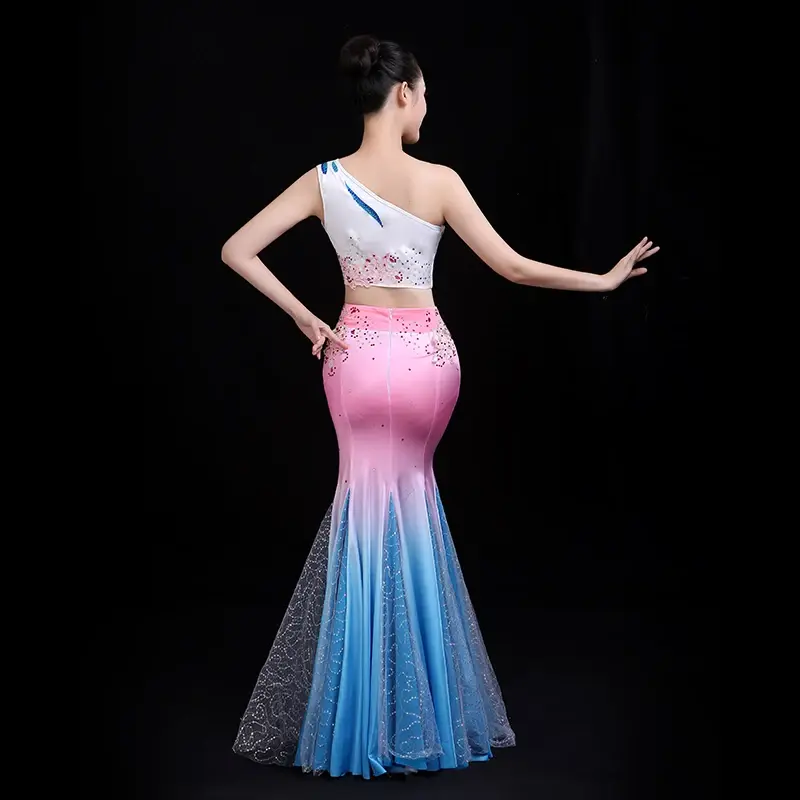 Dai เต้นรำเสื้อผ้าผู้ใหญ่ของเด็ก xishuangbanna กระโปรงหางปลาไล่ระดับสีนกยูงเต้นรำ