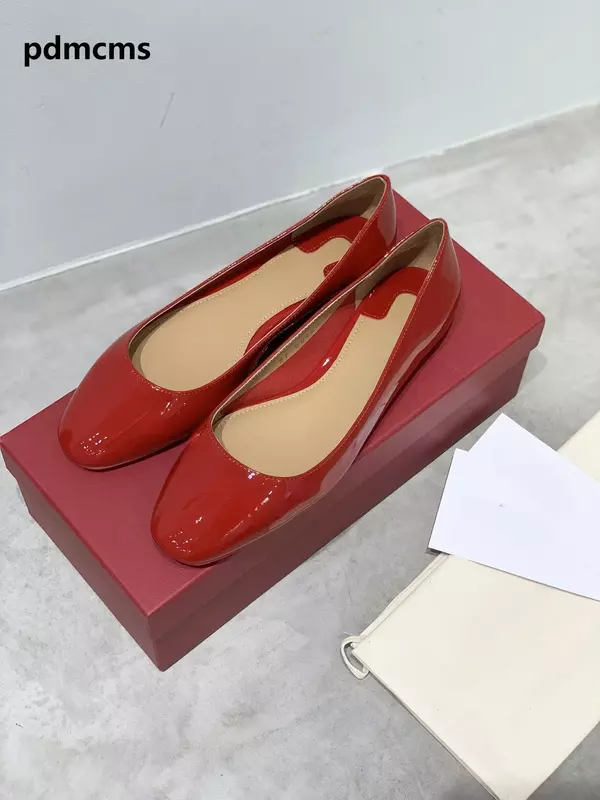 2024 New Lacquer Leather Designer Women's Flat Heels 34-40