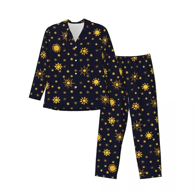 Set piyama cetakan matahari emas, pakaian tidur grafik ukuran besar dua potong longgar nyaman musim gugur