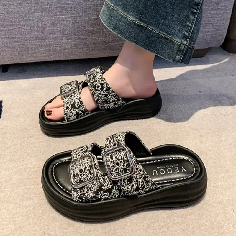 Pantofole da donna estate Open Toe Trend Color Block sandali con punta tonda moda fibbia in metallo suola spessa pantofole da donna antiscivolo