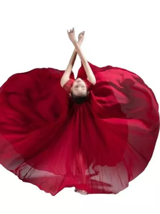 女性のクラシックなダンスドレス、エレガントなXinjiangダンスパフォーマンスドレス、ハーフレングスのスイングスカート、モダンバレエトレーニングドレス