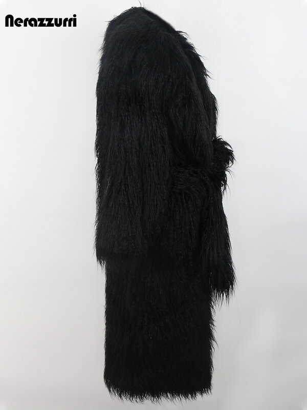 Nerazzurri зимнее длинное белое черное лохматое пушистое толстое теплое мягкое стильное пальто из искусственного монгольского меха ягненка с поясом и лацканами свободная повседневная корейская мода 2023 эко шуба