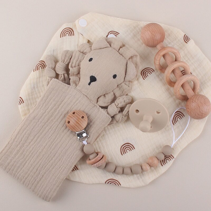 Confezione regalo neonato Set Cartoon Lion Baby ciuccio ciuccio catena placare asciugamano bavaglino Kit per neonati neonati ragazze Baby Shower regalo