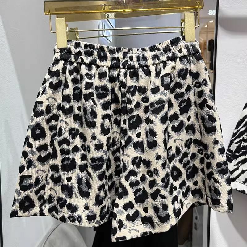2024 Elastic Waist Leopard Print Shorts Women's Summer High Waist Slim Loose Wide Leg Pants Versatile A-Line Hot Pants Trendy