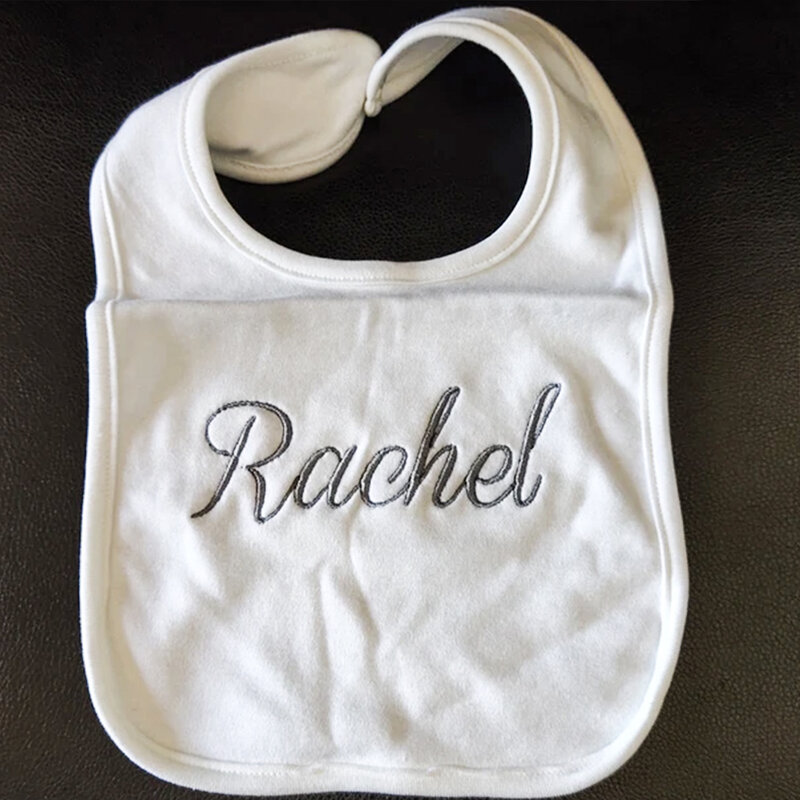 Babero de algodón con nombre bordado para bebé, accesorio de alimentación personalizado para bebé, regalos para Baby Shower, paños para eructar, babero blanco para niños