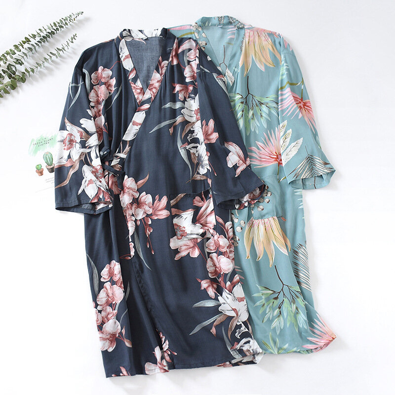 Japońska cienka piżama Kimono wiosenny letni kardigan z dekoltem w szpic odzież domowa kobiet z nadrukiem trzy czwarte koszula nocna z rękawami