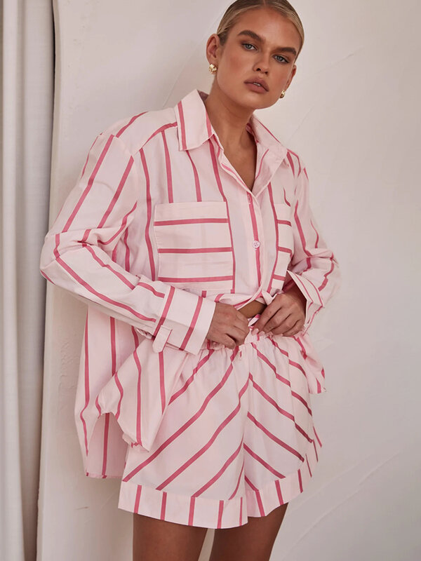 Marthaqiqi-pijama listrado para mulheres, pijamas femininos, camisolas de manga comprida, gola virada para baixo, shorts casuais, camisola, terno de 2 peças