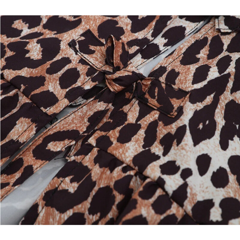 Новинка лета 2024, модная блузка с леопардовым принтом, женский короткий топ на шнуровке с вырезами
