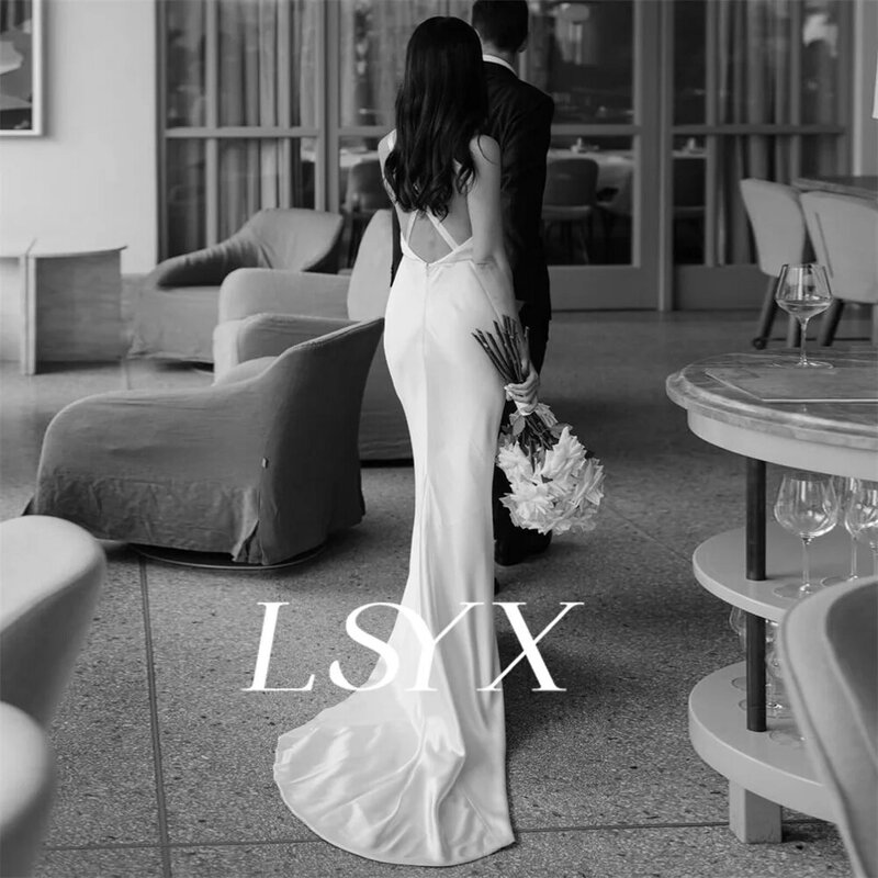 LSYX próbka głęboki dekolt w serek bez rękawów satynowa suknia ślubna syrenka dla kobiet bez pleców dworski pociąg suknia ślubna na zamówienie