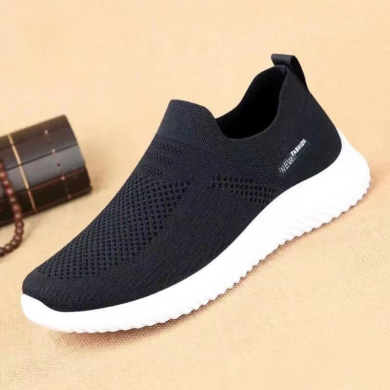 New Men Sneakers Fashionable Casual Hiking Shoes Outdoor Comfortable Anti Slip High Quality Vulcanized Shoes Sneakers Men 2024