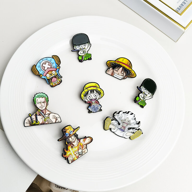One Piece Manga Pin Anime Lapel Pins Backpacks Cute Things Vegeta Goku Brooches Badges on Backpack Brooch for Clothes Jewelry