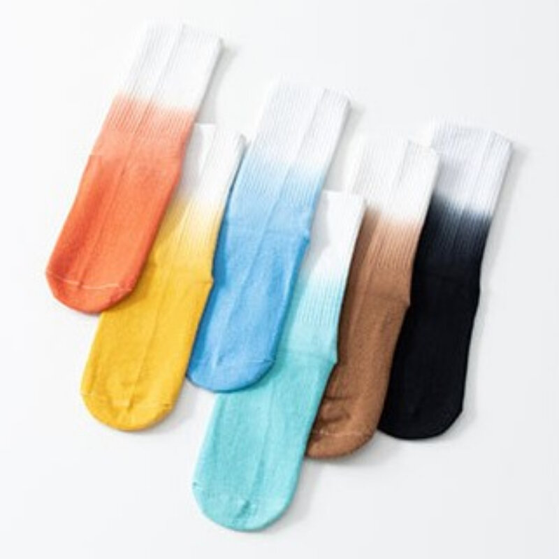 Calzini da Yoga antiscivolo con colore sfumato Dip Dye calzini da Pilates traspiranti in cotone a metà polpaccio calzini sportivi da allenamento per il Fitness invernale da ballo