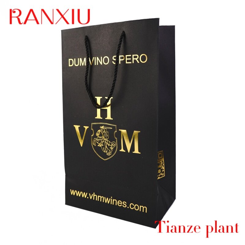 Custom High Quality Black Matte Paper Shopping Bag For Packaging Custom Paper Bags With Your Own Logo