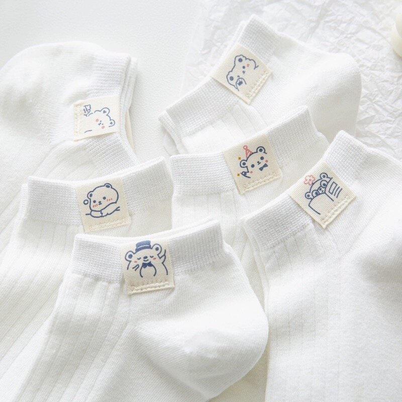 5 Pairs/lot Cute White Socks Girls Women Low Cut Cotton Solid Socks Bear Woven Label Summer Spring Breathable Ankle Short Sock