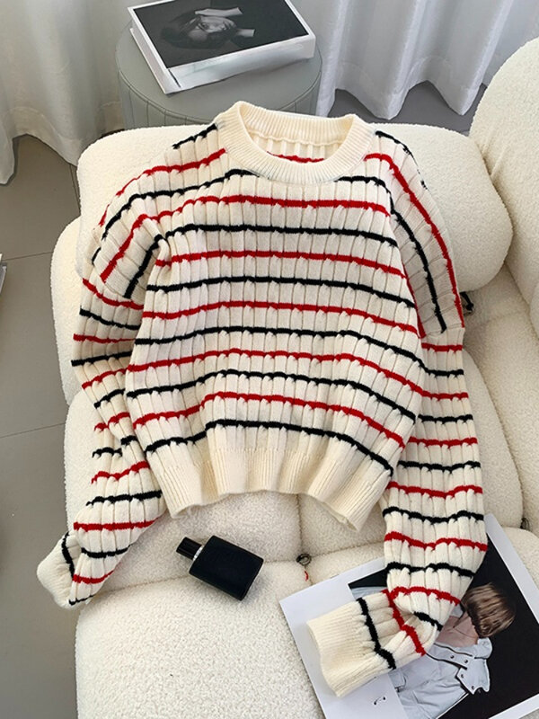 Soft Striped Knitted Women Sweater Pullovers Autumn Fashion Short Empired Female Pulls Outwear Coats Top Quality