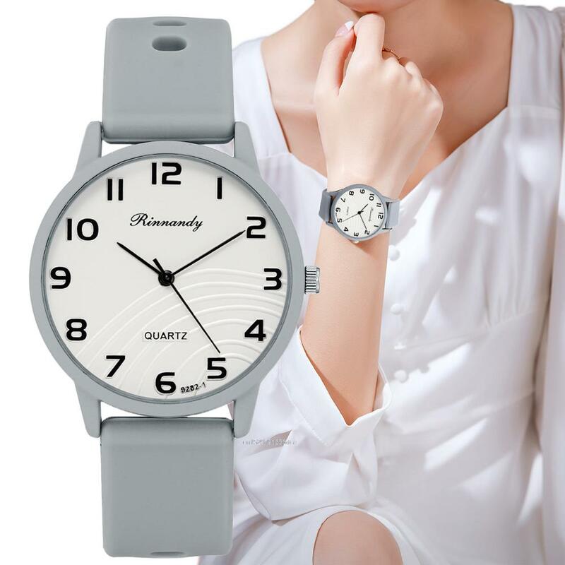 Moda Señora Hot Sales Relojes Ocio Gris Digital Simple Mujeres Reloj de Cuarzo Deportes Correa de Silicona Señoras Reloj de pulsera