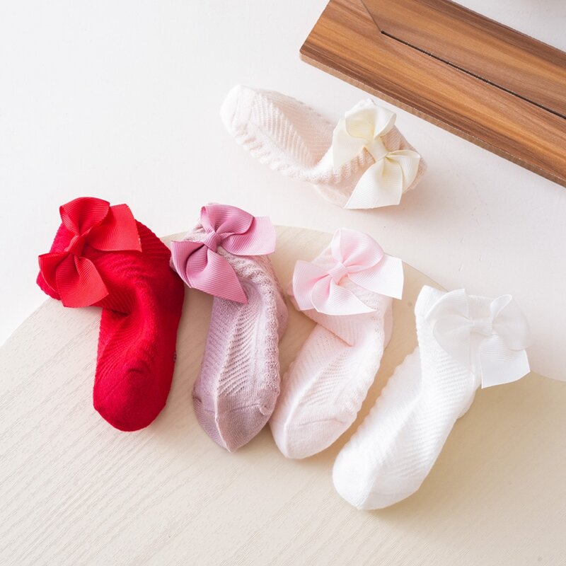 Calzini alla caviglia per bambina calzini morbidi e sottili in cotone tinta unita calzini estivi con fiocchi per neonati neonati al chiuso all'aperto