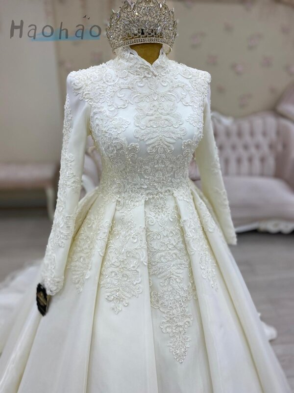 Luxus Spitze Applikationen muslimische Brautkleider für Frauen lange Ärmel High Neck Arabisch Dubai Brautkleid Vestidos de Novia