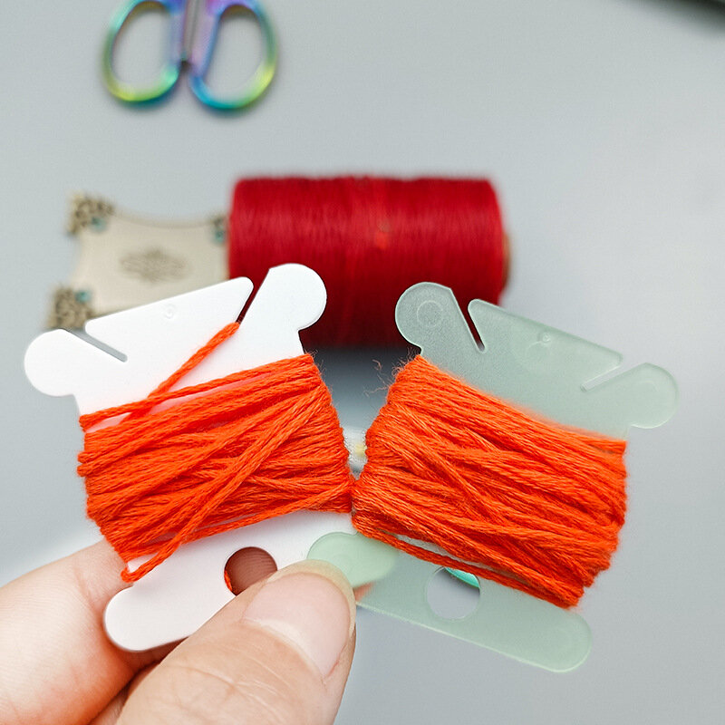 Supporto per filo da ricamo da 100 pezzi, supporto per filo a punto croce supporto per filo da cucito in plastica accessori per cucire